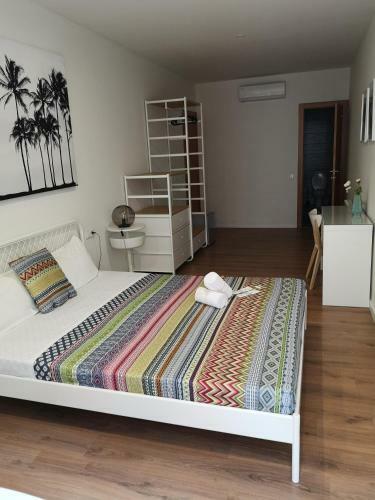 Hostal Central And Basic Universitat