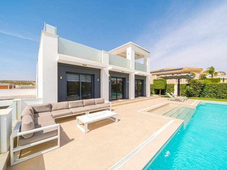 Cozy Villa In Torremendo With Private Pool