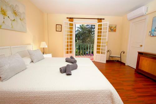 Villa Son Vida Home And Golf