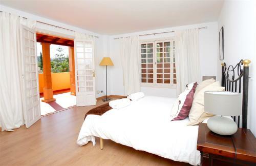 Villa Son Vida Home And Golf