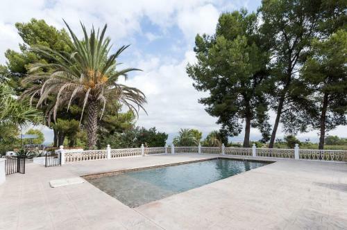 Villa Gurugu