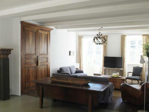 Rustic Homes In Saint-etienne-de-serre With Garden
