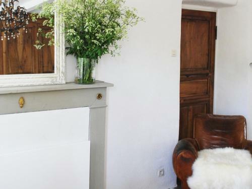 Rustic Homes In Saint-etienne-de-serre With Garden