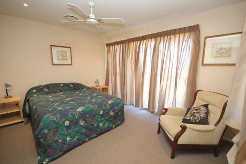 '8 Iluka' Dunbogan