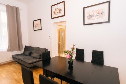 Amici Apartments Hermine