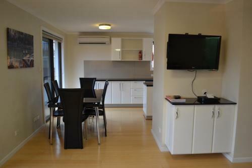 Ckm Holiday House