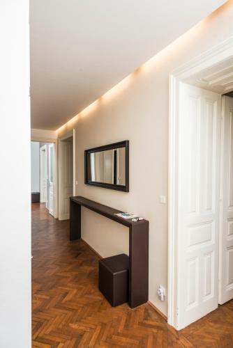Apartamento Senator Suite Stephansplatz By Welcome2vienna