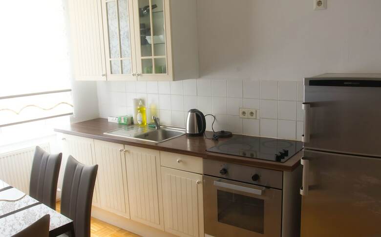 Ea Hotels (best Apartments)