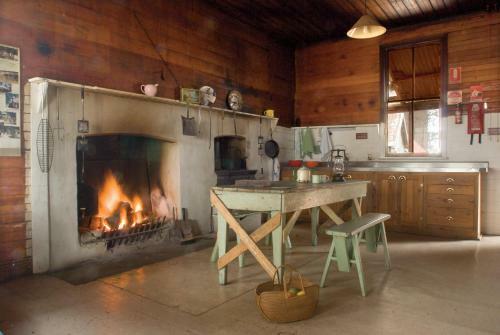 Hostal Currango Cottages