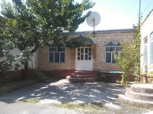 Hostel Bai Guba