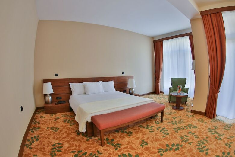 El Resort Hotel