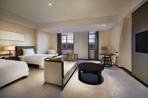 Crown Plaza Hotel Huailai