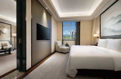 Crown Plaza Hotel Huailai