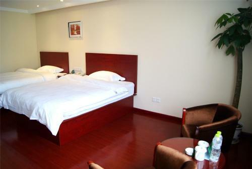 Shell Ningbo Yuyao Ditang Town Hotel