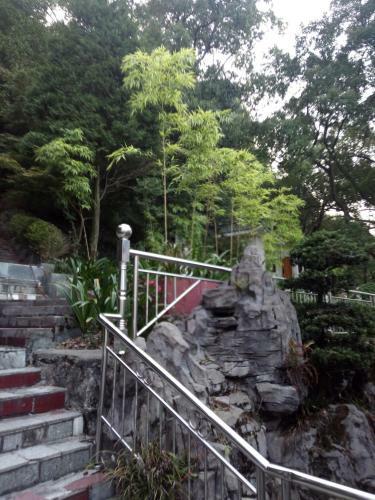 Lang Quan Holiday Hotel