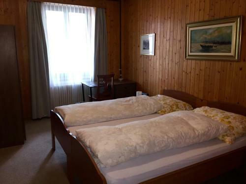 Posada Gasthof Zum Roten Thurm