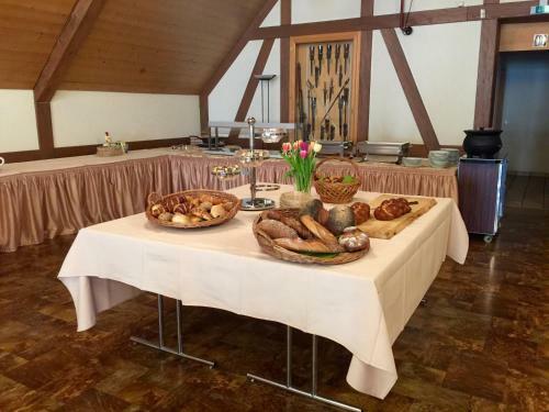 Posada Gasthof Zum Roten Thurm