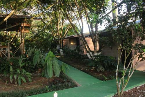 Hotel Caba�as Green House
