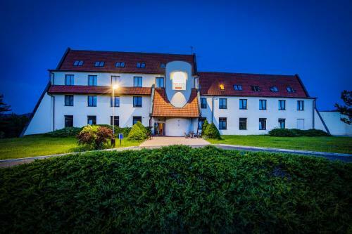 Hotel Resort Vyhl�dka ?lovice