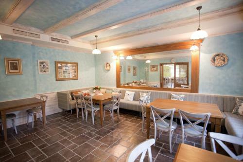 Hostal Penzion Pod H?rkou