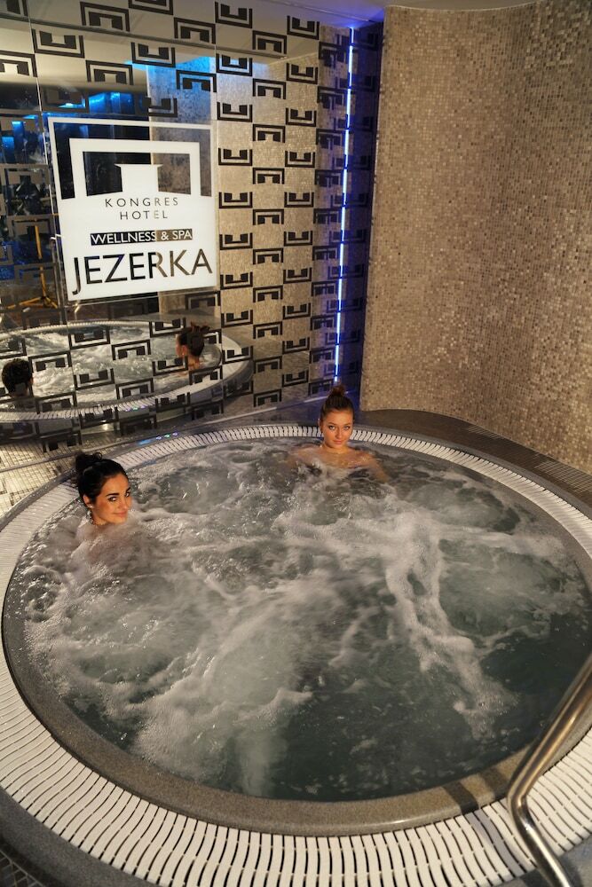 Hotel Jezerka