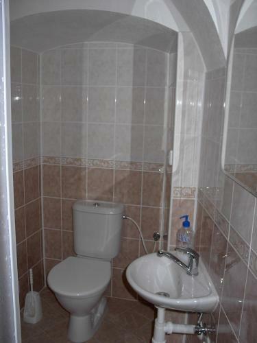 Hostal Rodinn� Ubytov�n� Na Habe?i