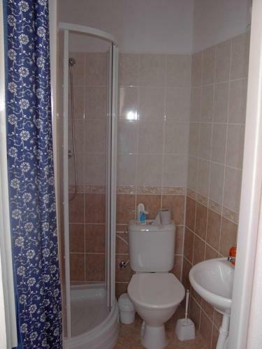 Hostal Rodinn� Ubytov�n� Na Habe?i