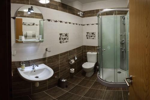 Hotel Ry?av�