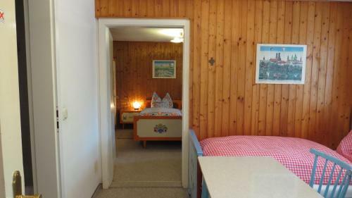 Hostal G�stehaus Huber - Original Sixties Hostel