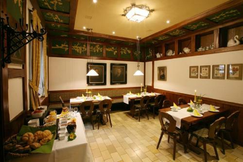 Posada Gasthof Zum Schwan