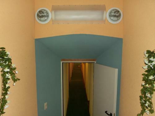 Dom�ne Neu Gaarz Hostel
