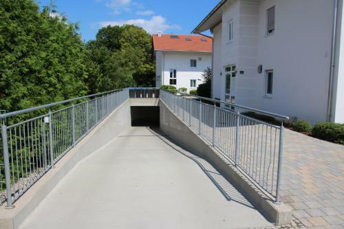 Apartamento Chiemsee-edelwei� Ferienwohnung