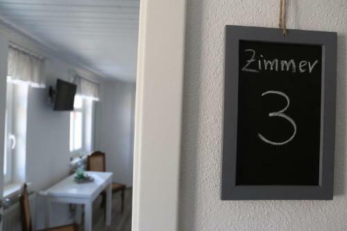 Hostal Pension Gute Stube