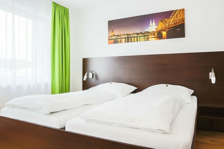 A3 Hotel