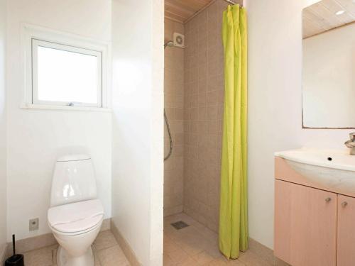 Four-bedroom Holiday Home In Gedser 2