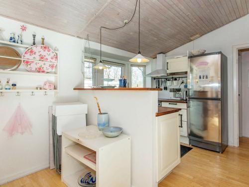 Three-bedroom Holiday Home In Glesborg 5