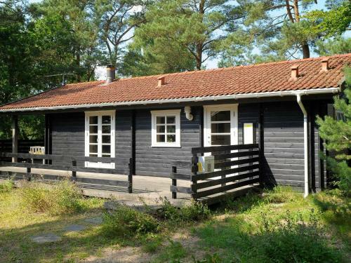 Two-bedroom Holiday Home In Glesborg 3