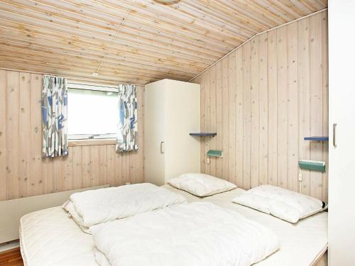 Holiday Home Martsvej