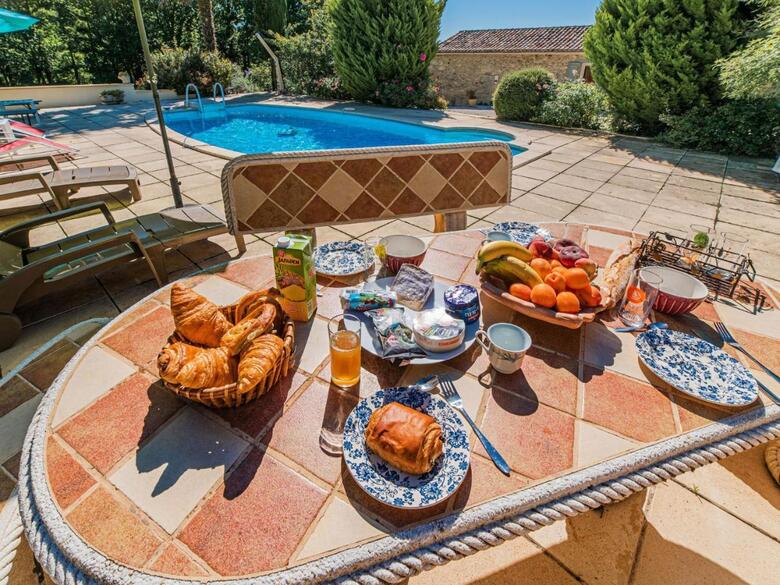 Ferienhaus Mit Pool Blanquefort S. Briolance 300s