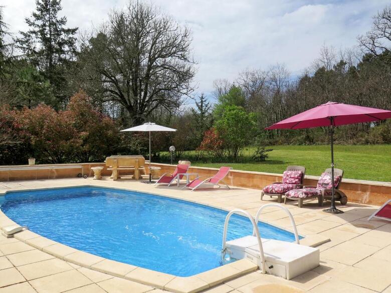 Ferienhaus Mit Pool Blanquefort S. Briolance 300s