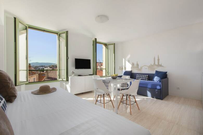 Apartamento Cannes Old Town Suites