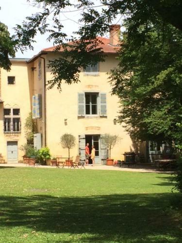 Hostal Demeure Des Monts D'or