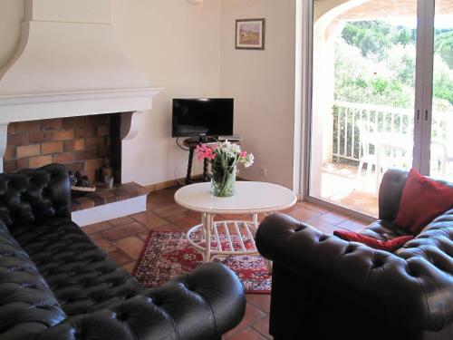 Holiday Home Bartavelle (max205)