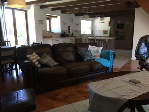 Emerald Coast Gites And Lodge