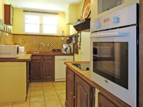 Holiday Home Villa Guessy (lca185)