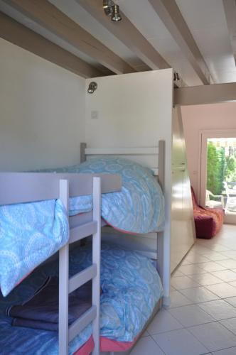 Petite Maison Proche Golf - 67501
