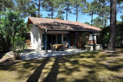 Agr�able Petite Maison Avec Jardin - 1201
