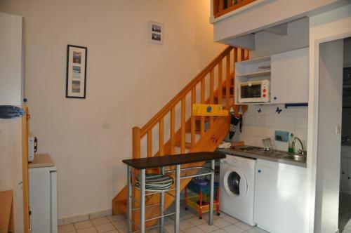 Maison Jumel�e Dans R�sidence Avec Piscine - 96601