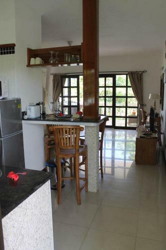 La Digue Self-catering Apartments