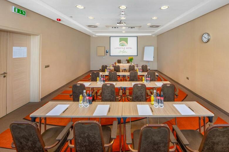 Lifestyle Hotel M�tra